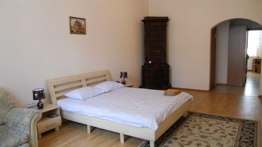 Oid Town Apartments Lviv Luaran gambar