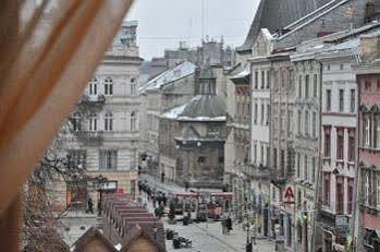 Oid Town Apartments Lviv Luaran gambar